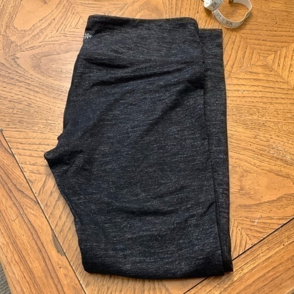 Athleta black leggings size M